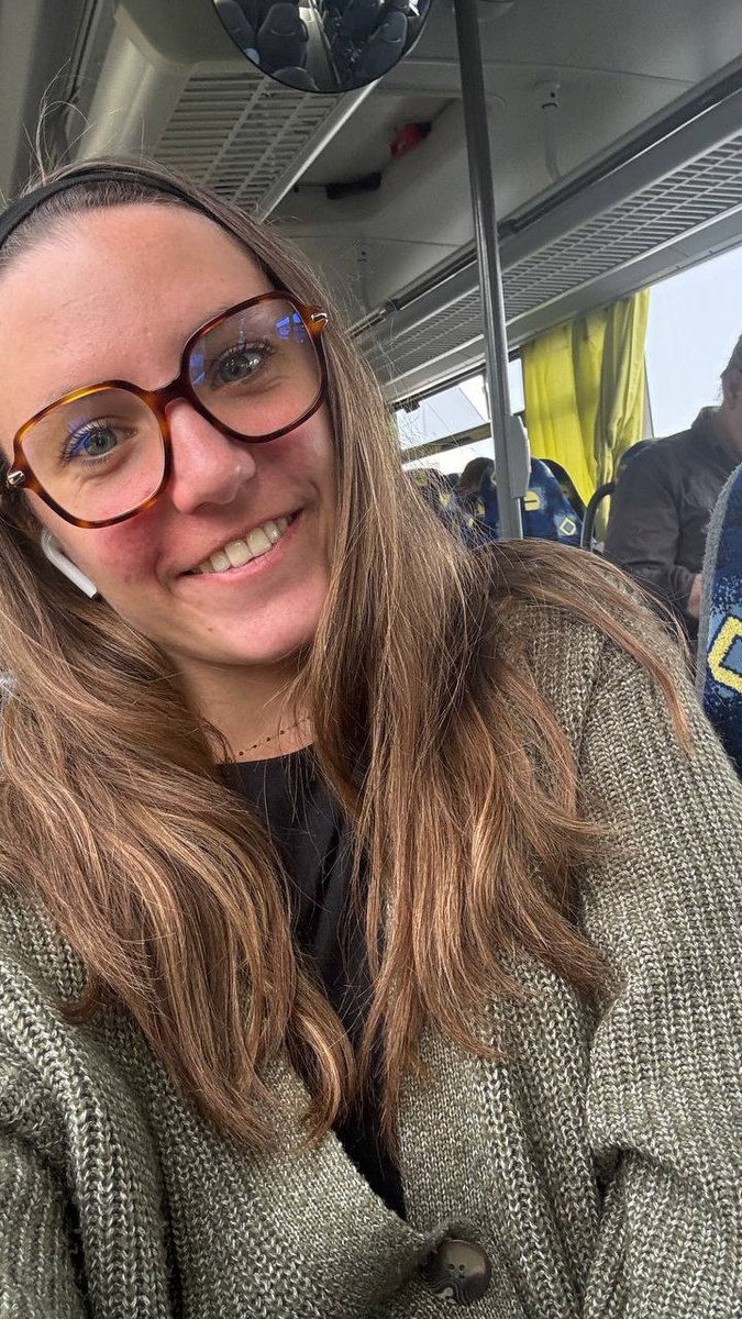 Mini Cams tweet media