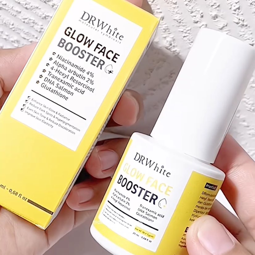 deaystna's tweet photo. Serum brightening yang cocok untuk daily skincare routine ✨
GLOW FACE BOOSTER
#DRWhite #GlowFaceBooster #BrighteningSerum https://t.co/le4bOHdbWH
