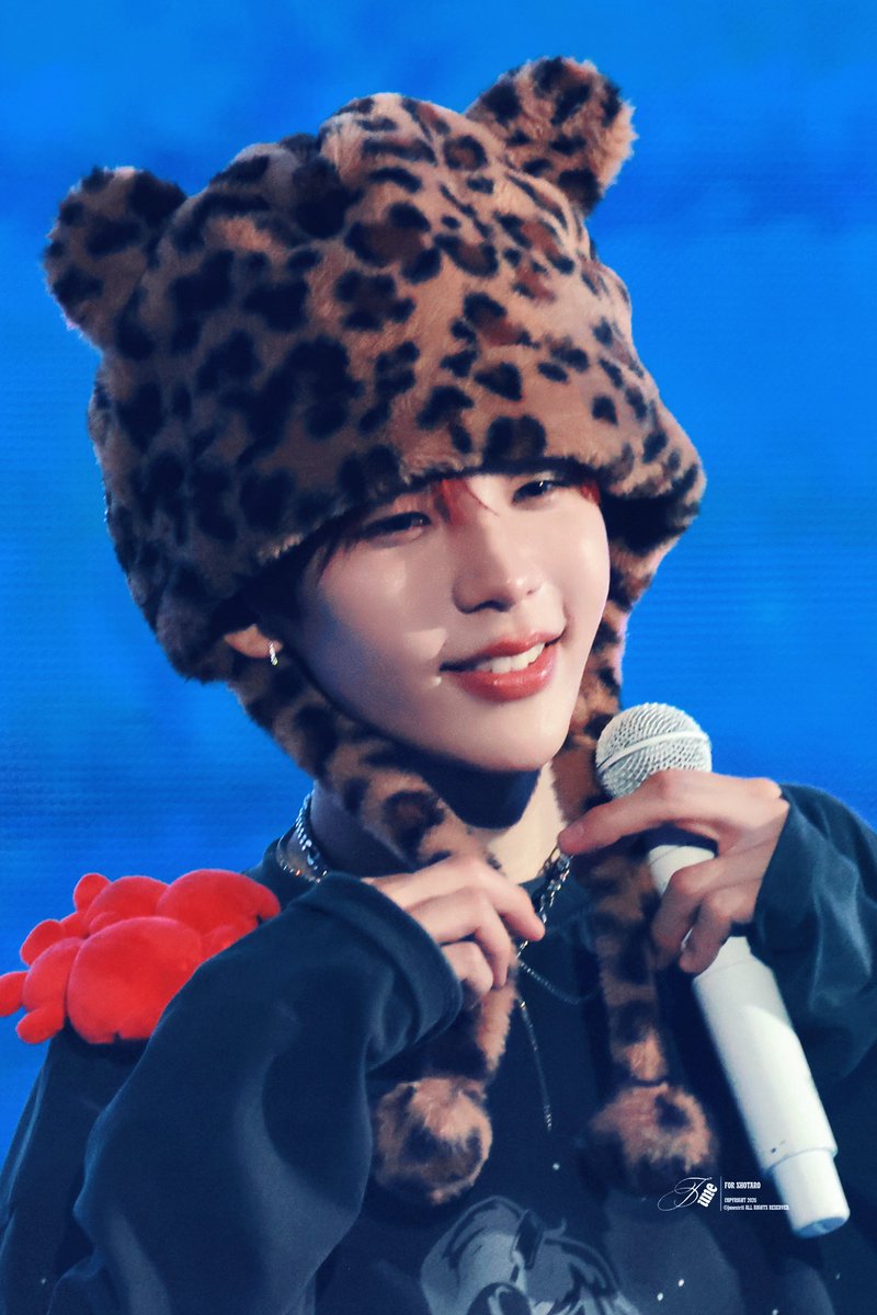 ᴊᴜɴᴇ. tweet media