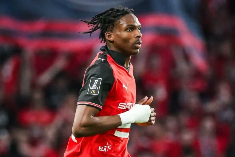 Anfield Edition | æ tweet media