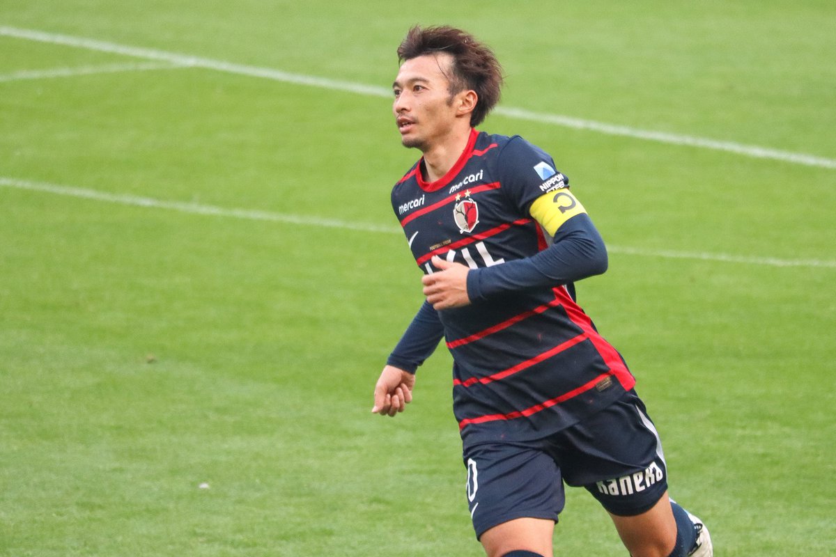 鹿島アントラーズ　柴崎岳 2026_players_file_MF_10_shibas