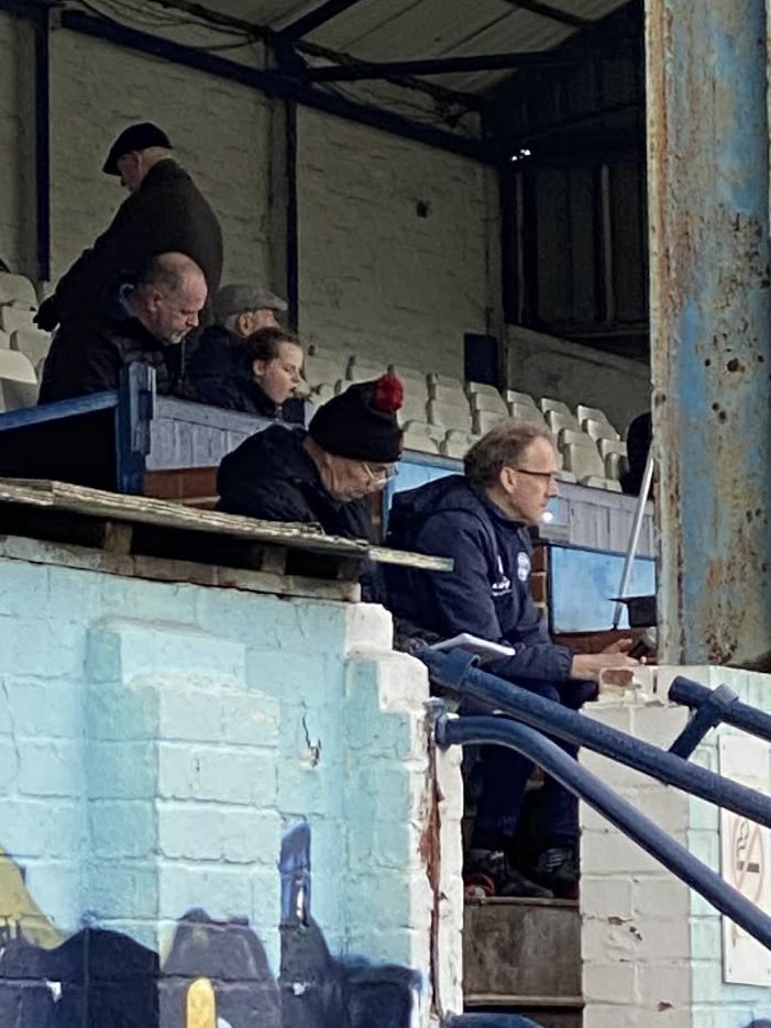 Aaron charles Walton tweet media