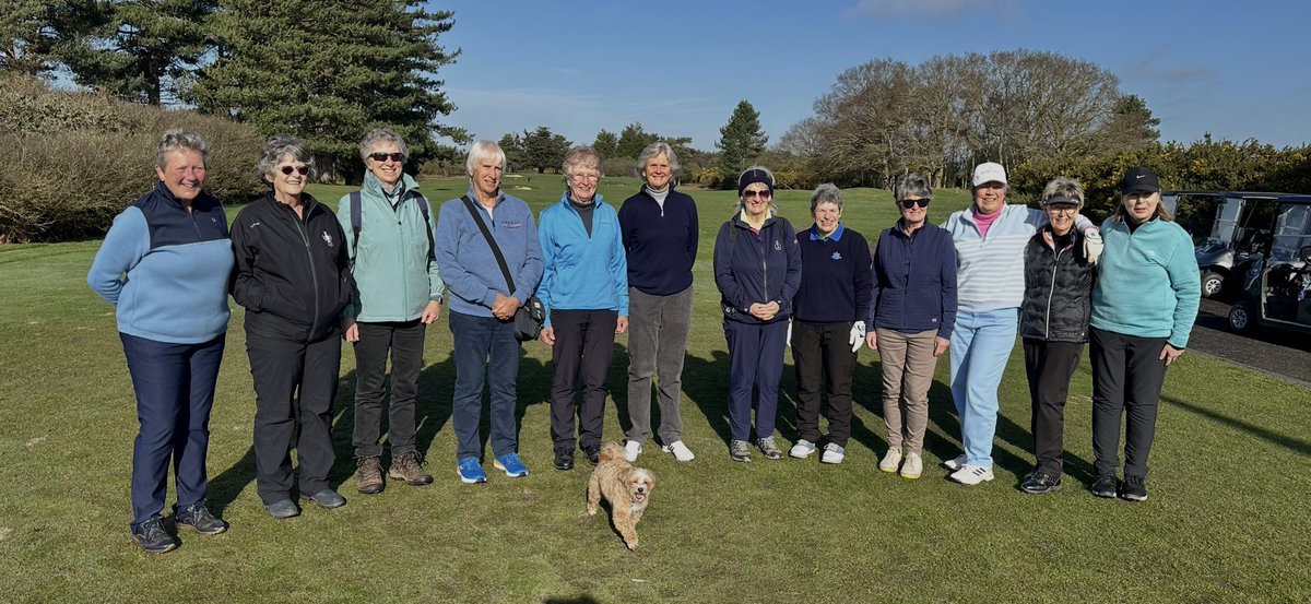 hastingsgolf's tweet photo. International Women’s Day! A day to celebrate the friendship on & off the golf course…. Have a good one girls! #friendsoldandnew #family #rememberthefunwehave #golfisfun @ThePGA https://t.co/w8zxmjxNt9