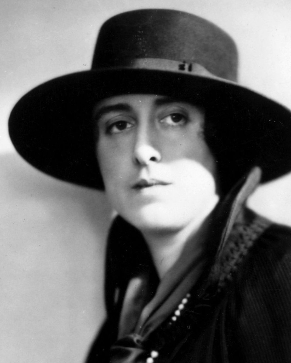 The London Library tweet media