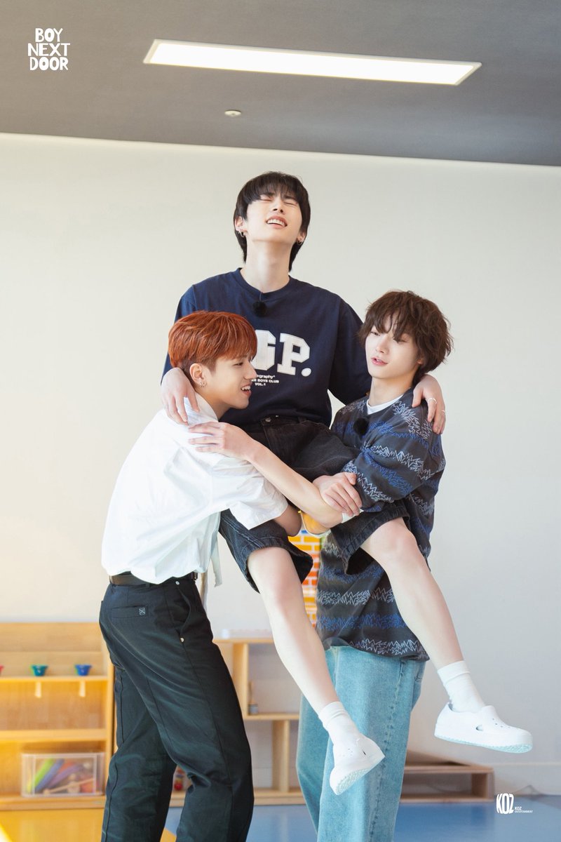 탯른 아카이브 tweet media