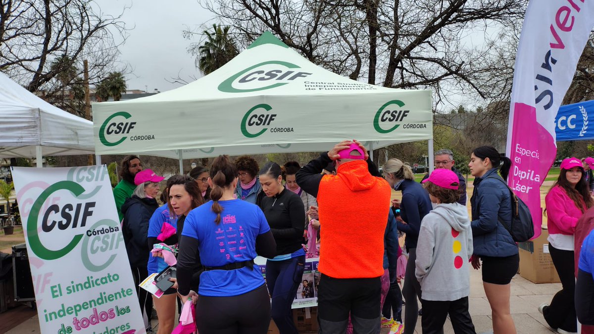 CSIFCordoba's tweet photo. 🏃🏃‍♀️Un año más hemos estado al lado de las más de 2.000 participantes en la XI #PinkRunning organizada por @C100Cordoba 

💚💚Mantenemos nuestra firme defensa de una igualdad real en este #8Marzo y nuestra apuesta por el deporte https://t.co/8ZStnmzWcJ