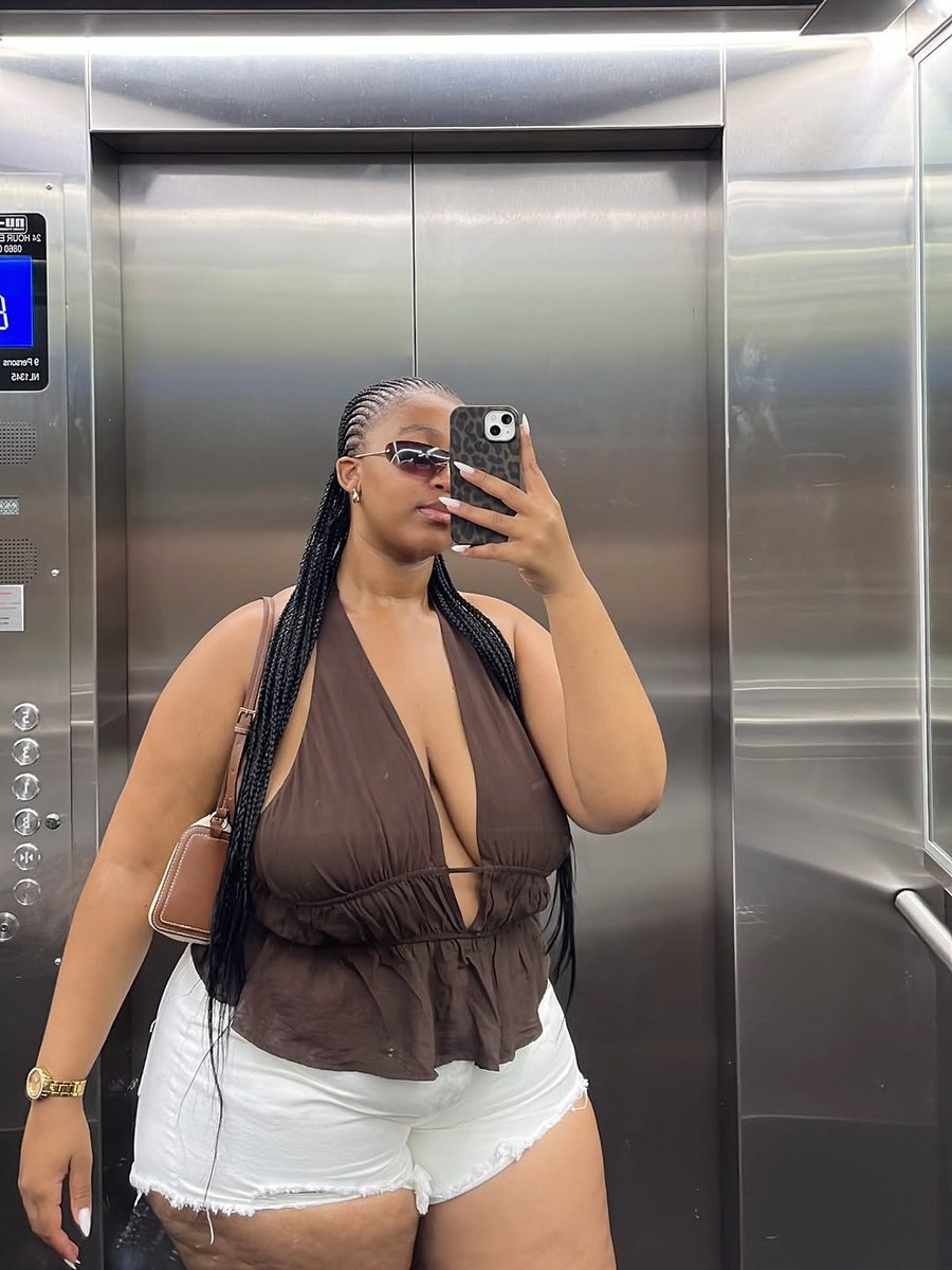 GirlGazer tweet media