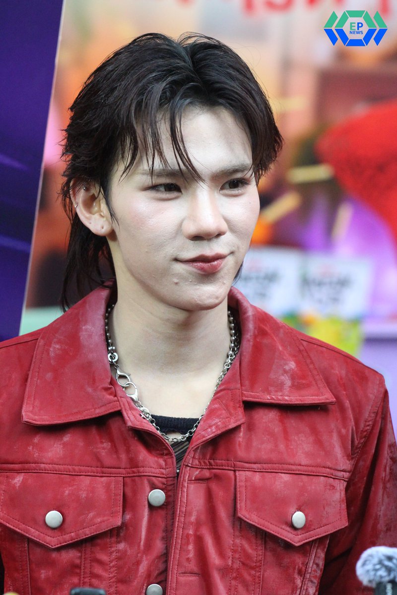 epnewsonline's tweet photo. "ปลั๊กกี้ PERSES" สัมภาษณ์สื่อ ในงาน "RINBEE X PERSES IT’S RINBEE TIME! จังหวะนี้รินบี้เลย!"
#PLUGGY_PERSES
#PERSES #PERSES_TH
#RinbeexPERSES
#ItsRinbeeTime
#Rinbee
#จังหวะนี้รินบี้เลย https://t.co/r6ed8f1LGi