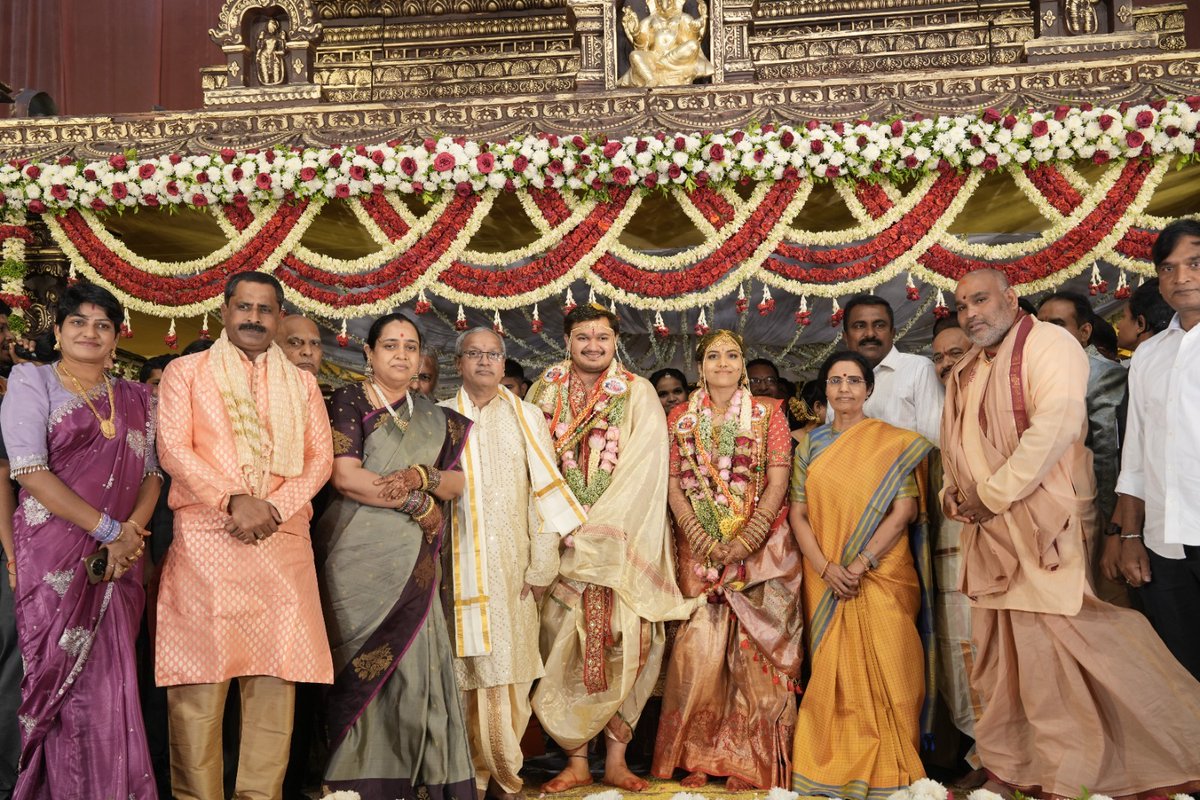 Nara Bhuvaneswari tweet media