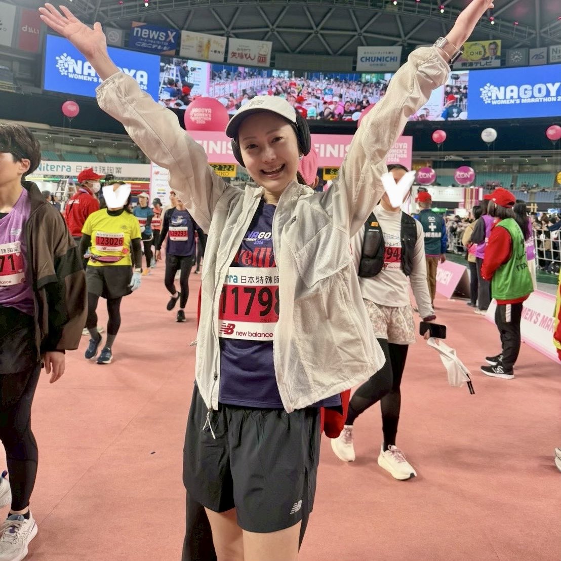 名古屋ウィメンズマラソン
無事完走出来ました〜🏃‍♀️🔥
時間は6時間26分！！
初フル頑張ったよおおぉ😭😭✨
