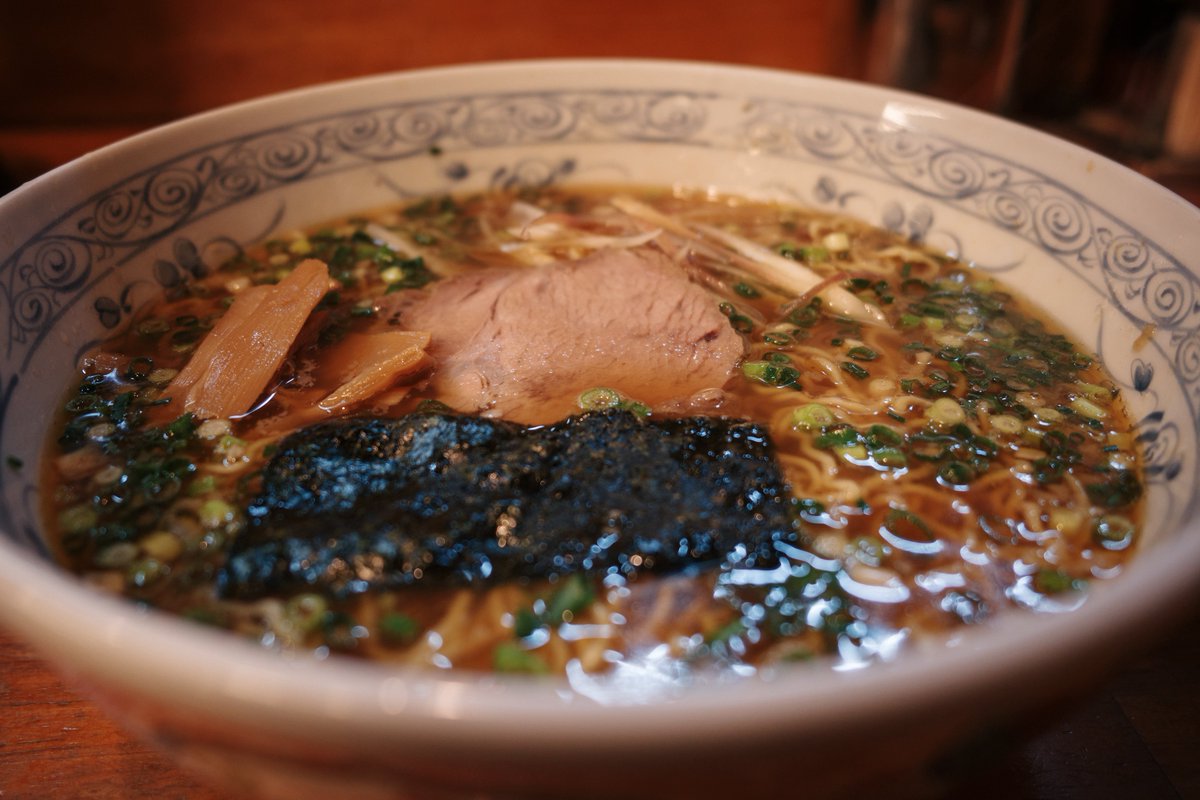 E_Roteflugel's tweet image. 蔵前でカフェからのミモザ、シードル、締めは支那そば

#RICOH
#GR4
#キリトリセカイ
#写真が好きな人と繋がりたい
#蔵前
#ミモザ
#晴弘