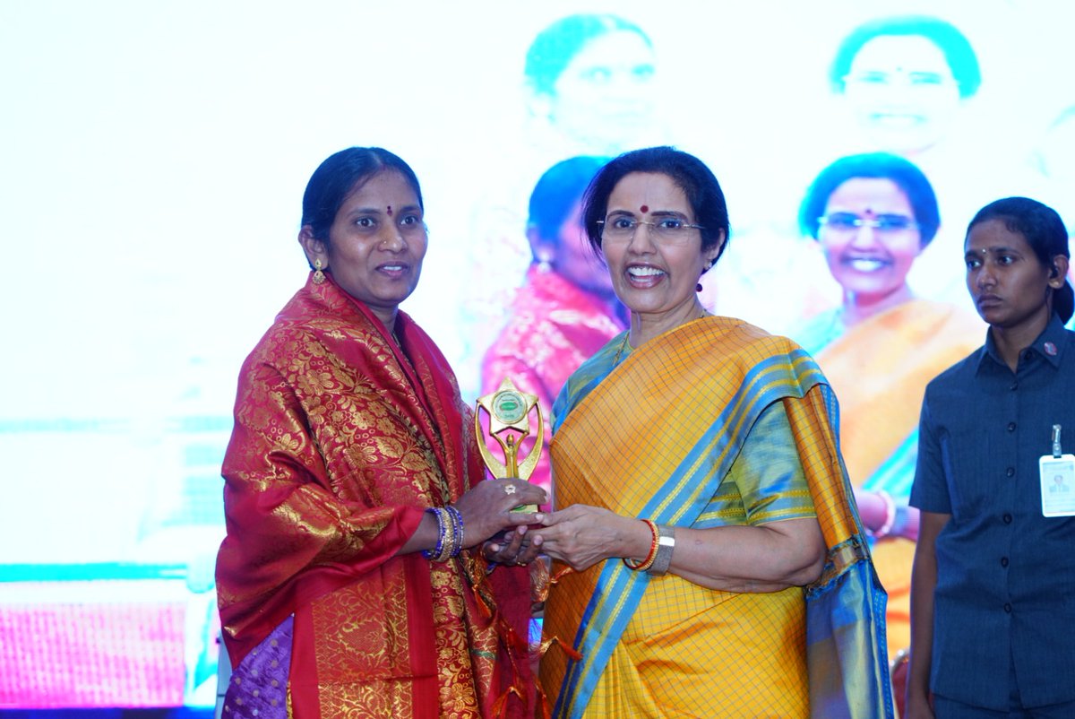 Nara Bhuvaneswari tweet media