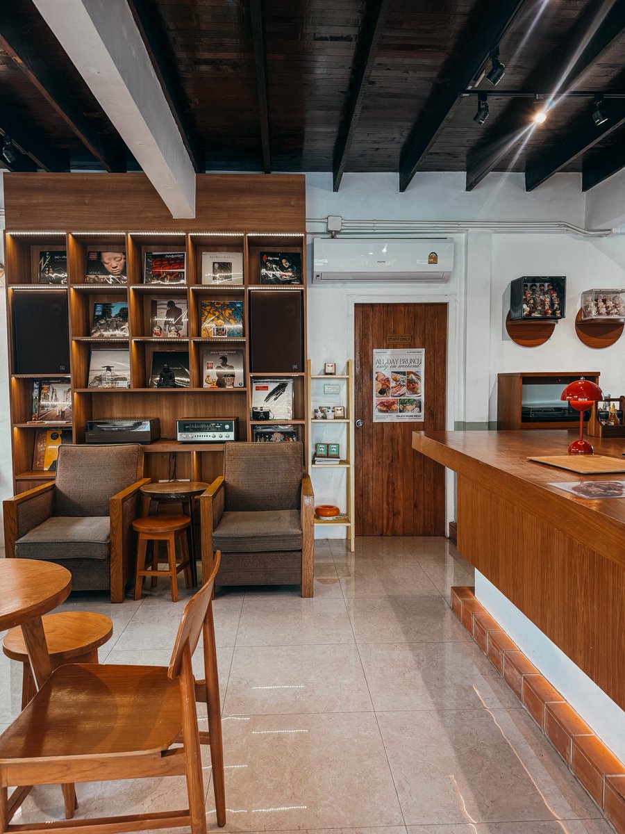 เ ก๋ ไ ป งั้ น . tweet media