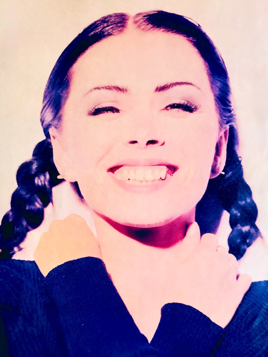 𝘾𝙐𝙍𝙑𝙀 tweet media