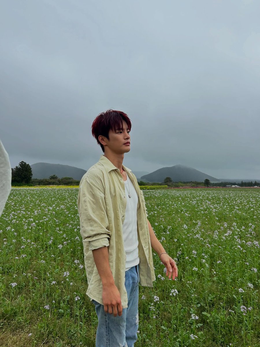 demille__'s tweet photo. 진짜 구영일 보고 너무 놀랐어
김무영이 무덤파묘해서 나온줄 알았어요 https://t.co/xhbClInMYj