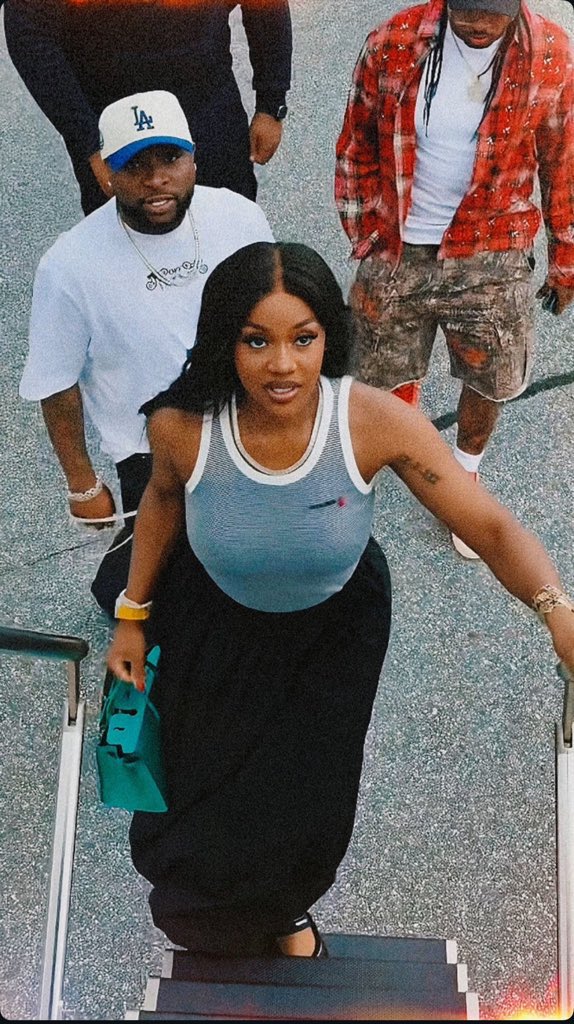 ANJOLAOLUWA tweet media