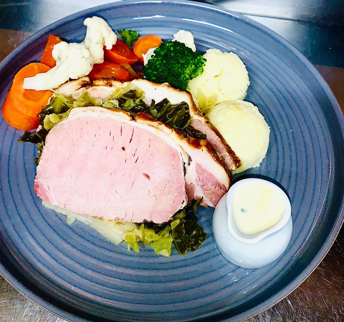 Paul Geaney's Bar & Restaurant tweet media