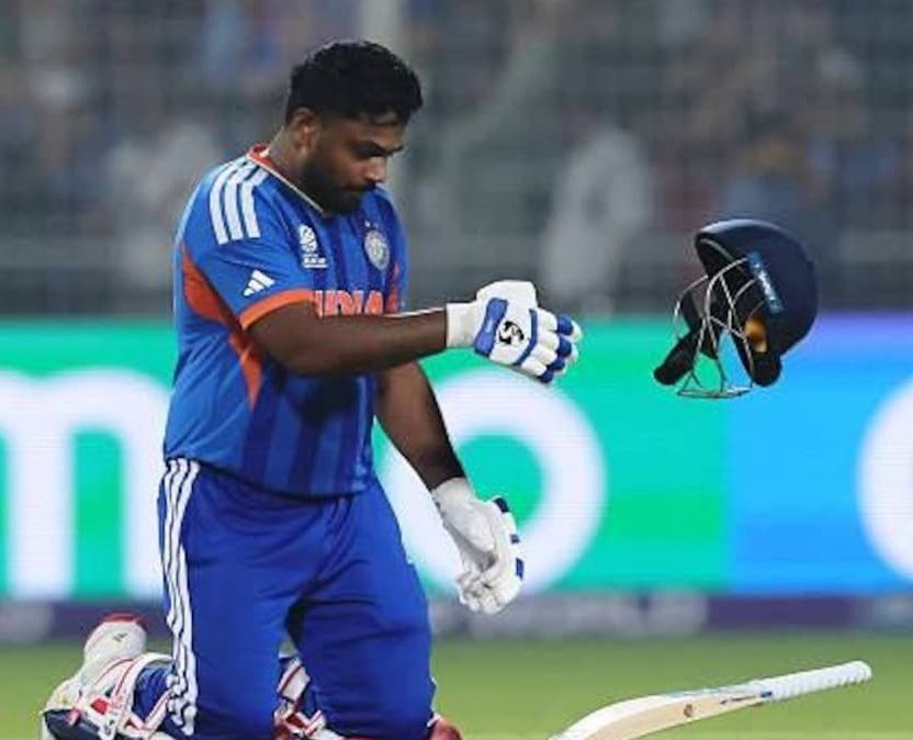 RADHIKA_INF's tweet photo. आज फाइनल का सबसे बड़ा सवाल…

New Zealand के खिलाफ आज Sanju Samson कितना स्कोर करेंगे?

जो भी सही स्कोर प्रेडिक्ट करेगा, उसे मेरी तरफ से ₹801 Paytm करूंगी 

देखते हैं किसका क्रिकेट .....See more https://t.co/6hIwGXLvXC