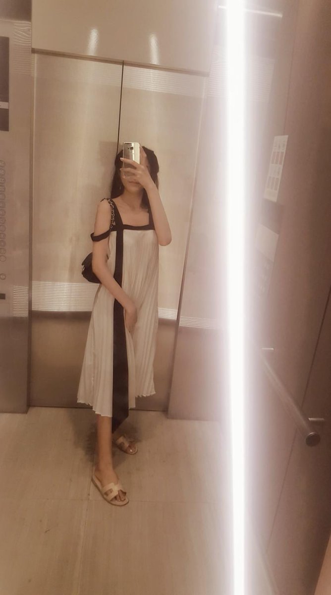 สาวสองเเปลงเพศ#เคหะบางพลี tweet media