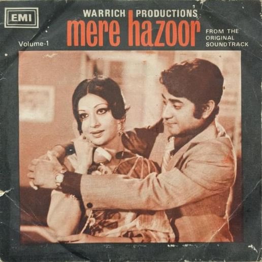Jo qasmein khate the chawaton ki
Unhi ke niyat behek rahi hain

Hamari saanson mein aaj tak woh
Heena ki khushbhoo mehak rahi hai
Labon pe naghme machal rahe hai
Nazar se masti chhalak rahi hai