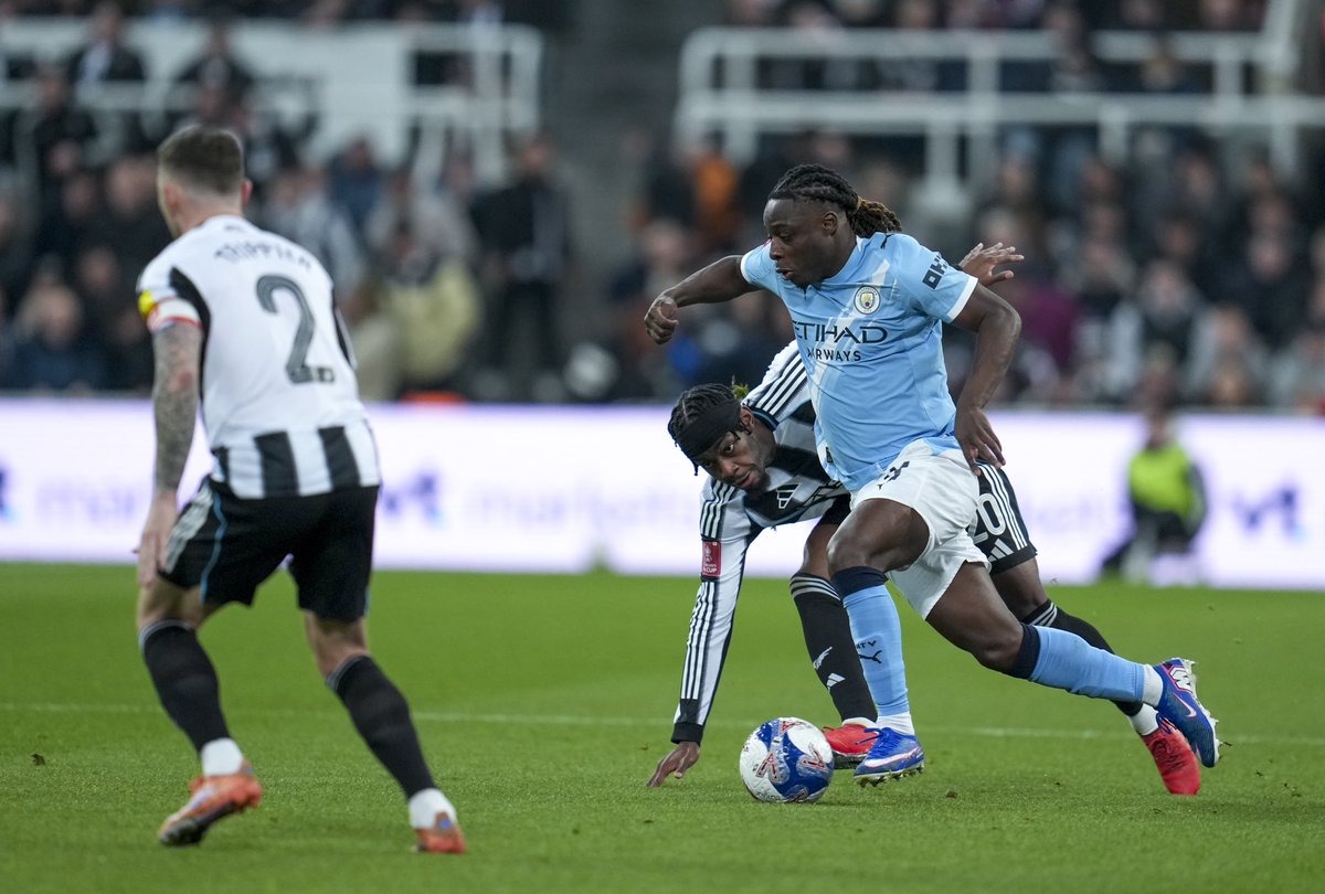 Jeremy Doku tweet media