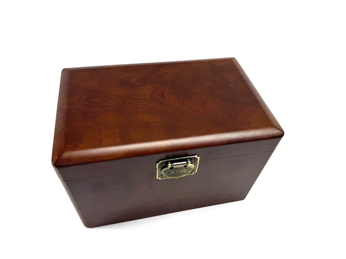 AInnaCap. tweet media