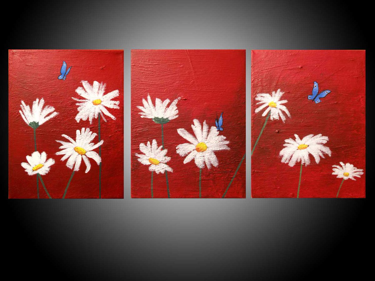 wrightsonarts's tweet photo. butterfly painting symmetry original buy painting https://t.co/PbmPawXTVY #WrightSonArtscanvastriptychartforsale,originalpaintingsabstractartuk #Shopify #LargeTriptych https://t.co/jrSolLOABU