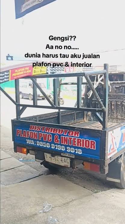marsedr's tweet image. bismillah, halo kakak @custjiheon 
bekerja untuk mencari ridho Allah SWT, berkarya di bengkel yellow☔️. 
plafon sangat lucu dan modern, segera pesan sekarang juga sebelum sy gulung tikar. 

#jumat #mantul #ea