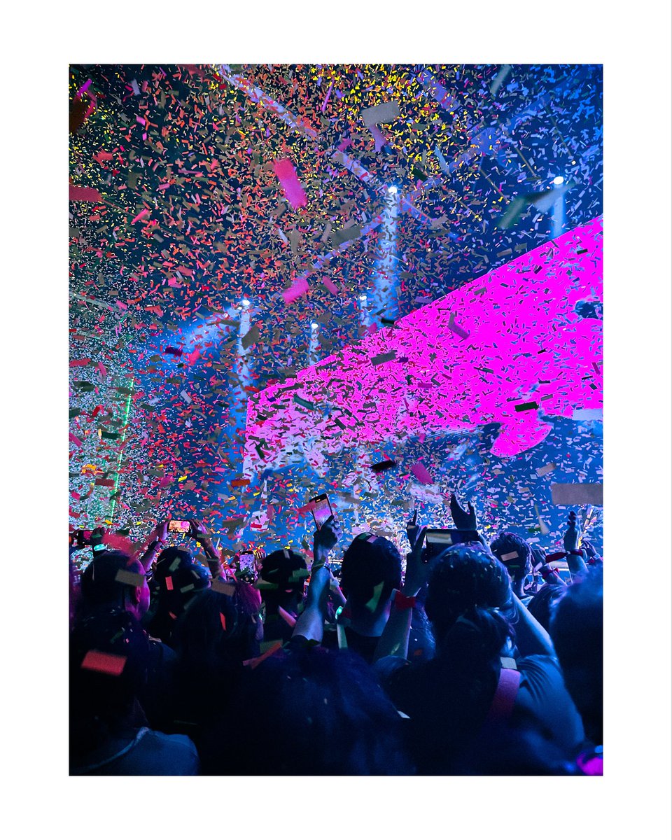 Alex 🌹 tweet media