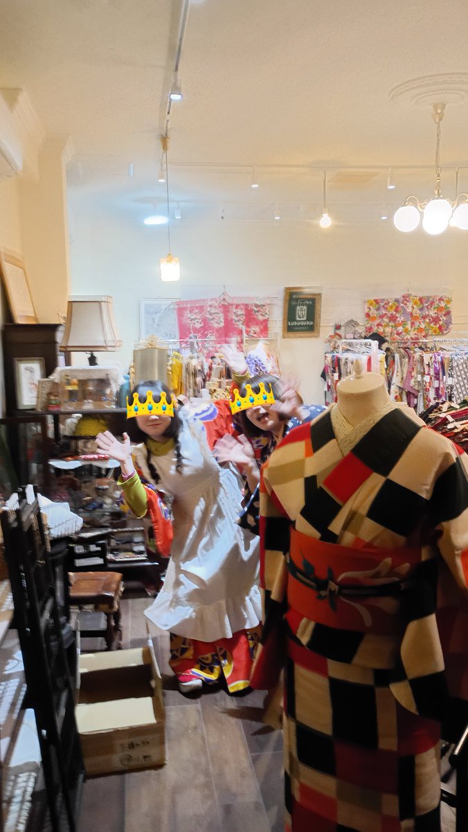 1975keiji1020's tweet photo. ２日間・伊勢崎市にお邪魔居たしたー！！

皆様本日にありがとう御座いましたー！

次は岩手県
「カワトクデパート」さん
⭕4/14～17にお邪魔致します
m(_ _)m⤴️

ありがとう御座いましたー♪ https://t.co/D3sj3bN5nv
