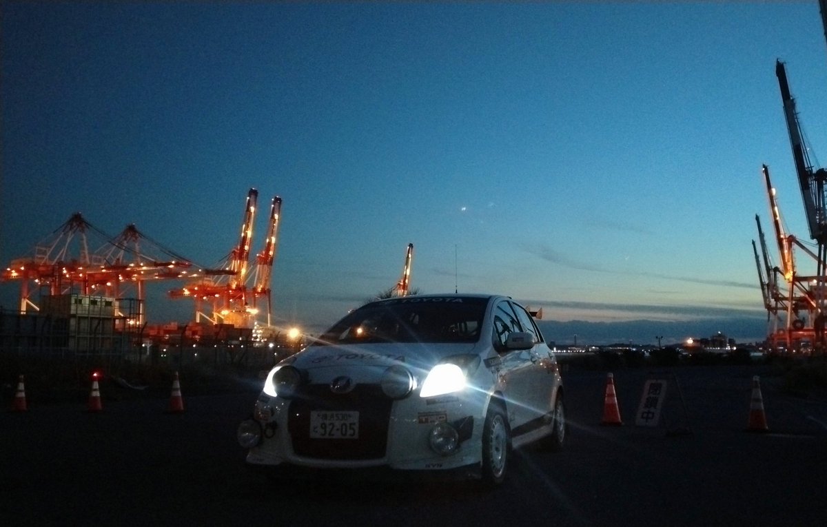 日没の埠頭で.+.*◦.°