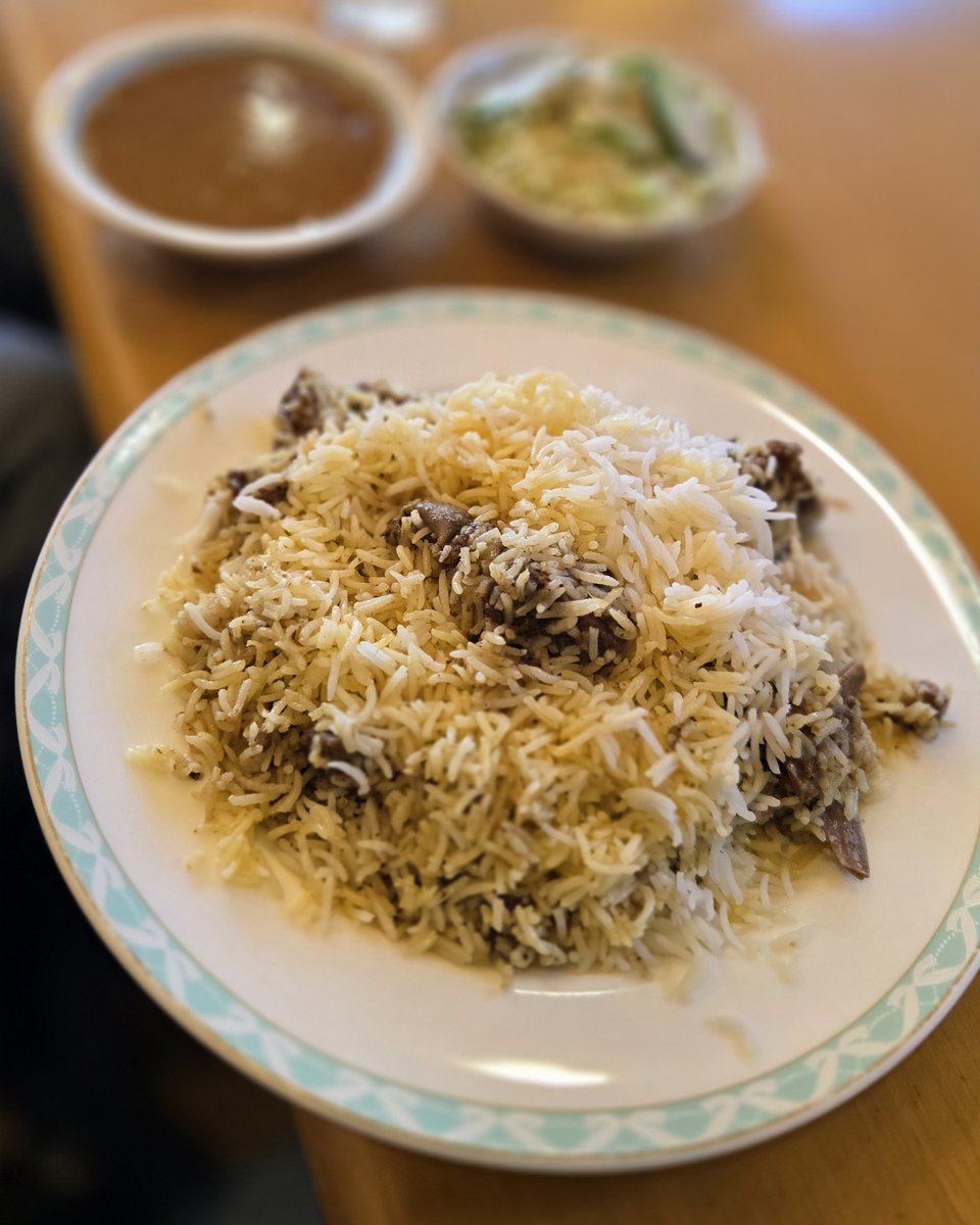 wheelerbase's tweet photo. 名古屋市緑区 インディアンレストラン ロタ
マトンビリヤニday
断食中なのでイブちゃんはテイクアウト
日が沈んだら食べるそうです
お店の人に「ラマダンしてますか？」��質問したら、「当たり前です💪」と返ってきた
#ビリヤニ
#バングラデシュ
#ハラール
#ハラールレストラン https://t.co/K7jMYoj1HC