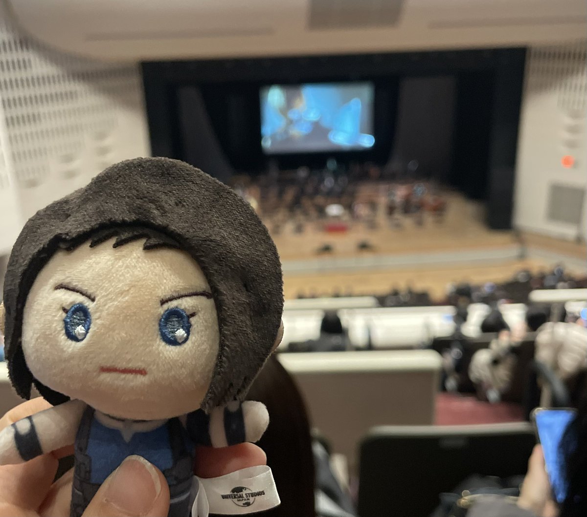 oidemase99's tweet photo. バイオハザード コンサート行ってきましたよ‼️生のオーケストラでバイオサウンド と、大画面で映像も流れてめちゃめちゃ良かった‼️リベレのテーマとRIDE ON the SEA、6のテーマが個人的には痺れました……‼️欲を言えばリベレラスボスのテーマもぜひ生オケで聴きたかった✨#REBHFun https://t.co/CgzjSvDdEx