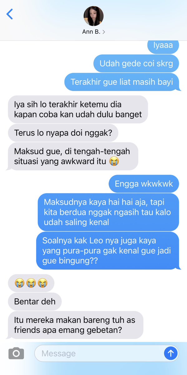 popsvelvett's tweet photo. 261. Tapi emang awkward banget ya kalo dipikir-pikir, mantanan terus gebetin saudara kaka ade begitu 🤣 https://t.co/PJVxt9kxMN