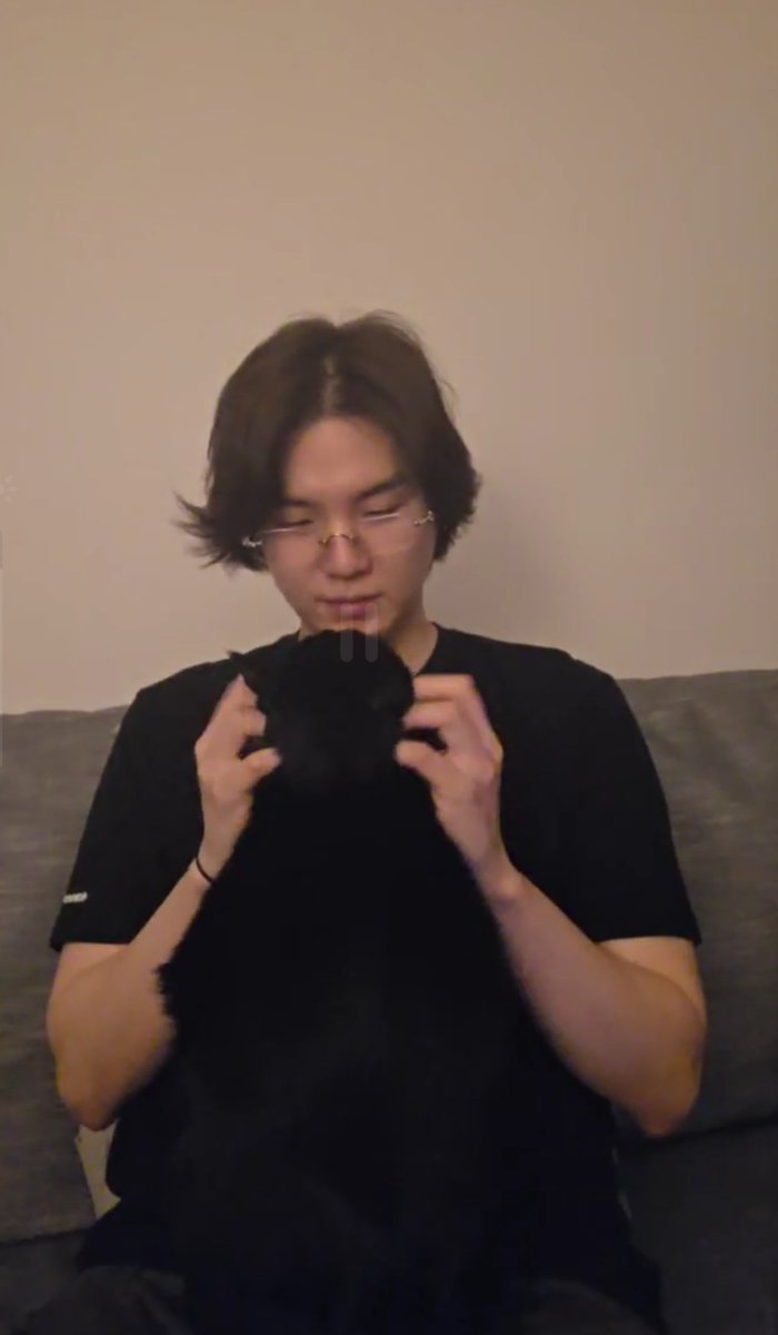 ˚₊· ͟͟͞͞➳❥ 𝐻𝐴𝑃𝑃𝑌 𝑀𝑖𝑛𝑀𝑎𝑟𝑐ℎ ⋆* 🎁3️⃣⁺⑅
﹋﹋﹋﹋﹋﹋﹋﹋﹋﹋﹋﹋﹋﹋﹋﹋
2분의 안 좋은 일 뚱냥이가 다 막아줄거예요

🐱 only RT / 국내 주소 필수 / 선물코드 전달
🐱 3/11 당발

⋆⸜⊹₊ 𝐇𝐚𝐩𝐩𝐲 𝐁𝐢𝐫𝐭𝐡𝐝𝐚𝐲 ¨̮⑅*⸝⋆
    𝐌𝐲 𝐟𝐨𝐮𝐫 𝐬𝐞𝐚𝐬𝐨𝐧𝐬, 𝐲𝐮𝐧