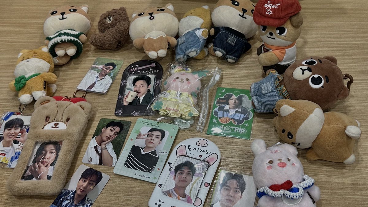 fromyoungki's tweet photo. Bukber bukber sekalian recharge 🥺🫰🏻

( @desikilogram @sssungddenly30 @yoonoun @kucinug @_strahwa_ @baekyunglight @menfairyyy @pinkluvcattt ) https://t.co/A5zrxntia3