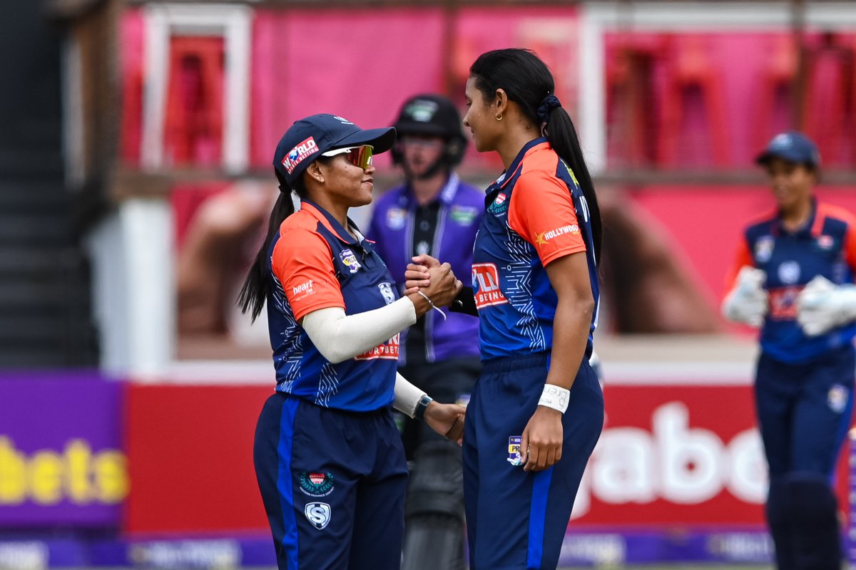 WP_Womens's tweet photo. MATCH RESULT | WSB Western Province Women won by 22 runs.
Candler (49*), Gounden (13*).
Wyngaard 2/18, Tucker 1/21, Vezi 1/26.
#WPCricket #westernprovince #WSBNewlands #WSBWP🧡 #GirlsInBlue💙 #WozaNawe #Pro20 https://t.co/WKIEyF8MFe
