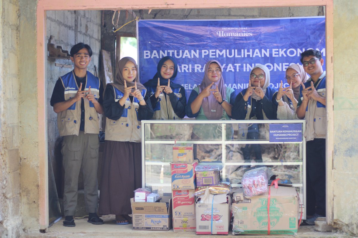 Humanies Project tweet media