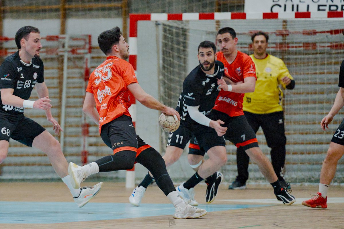 BmCulleredo's tweet photo. Outro día no que nos faltou rematar a faena. Estivo na nosa man pero non conseguimos aproveitar a ocasión.Hai que seguir aprendendo! https://t.co/8y04KJWPOl