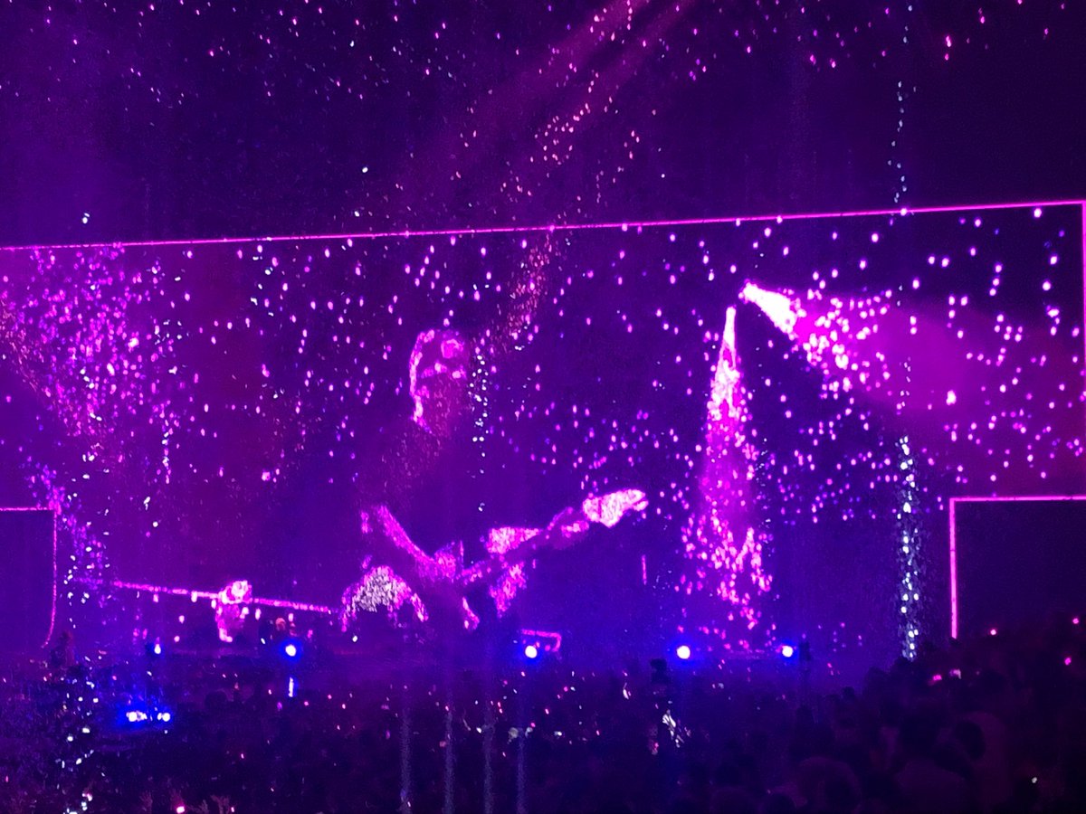 Eloleanne fredanne tweet media