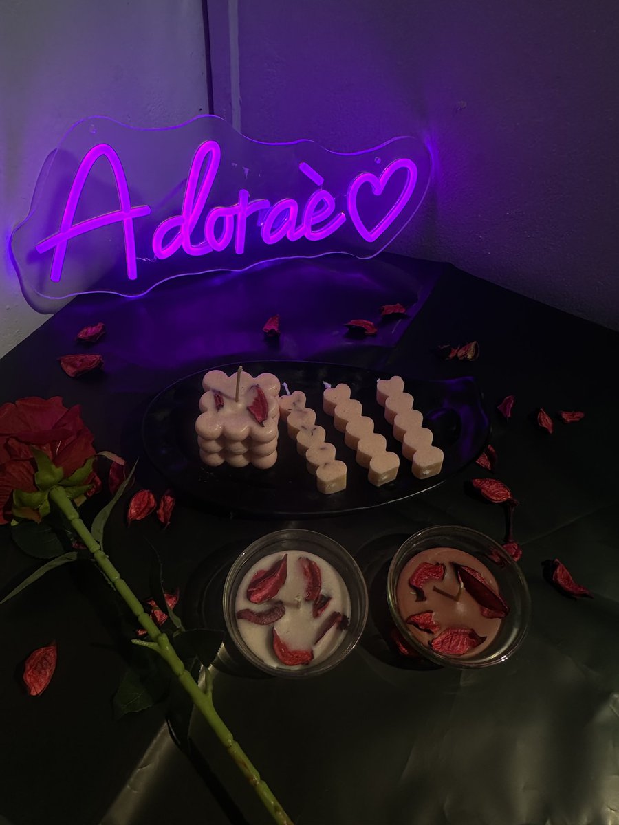 Adorae Candles tweet media