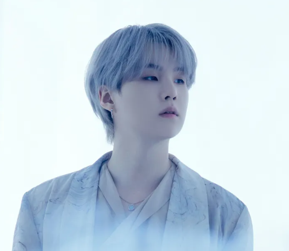 About Music tweet media