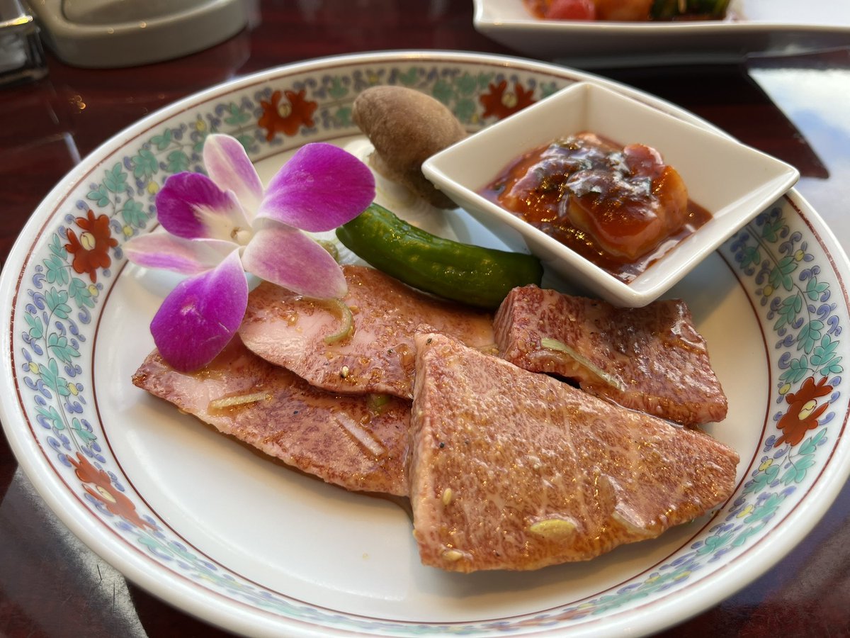 るなを。 tweet media