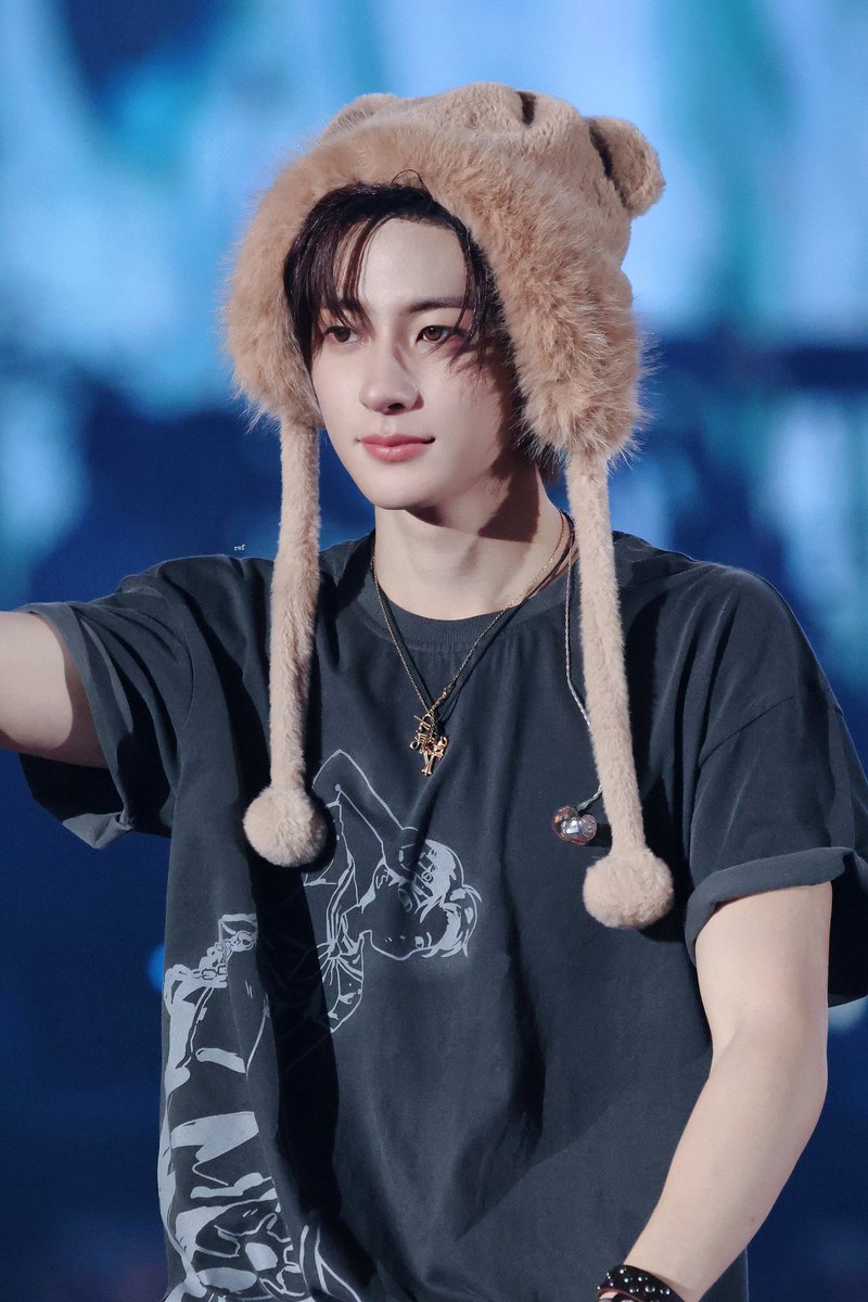 ref：^0^rain tweet media