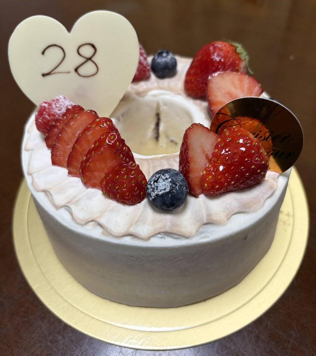 cafe_renta's tweet photo. 結婚28周年記念にケーキでお祝い！また来年もお祝いしよう！
#結婚28周年
#ケーキでお祝い https://t.co/KkNNtuI9B4
