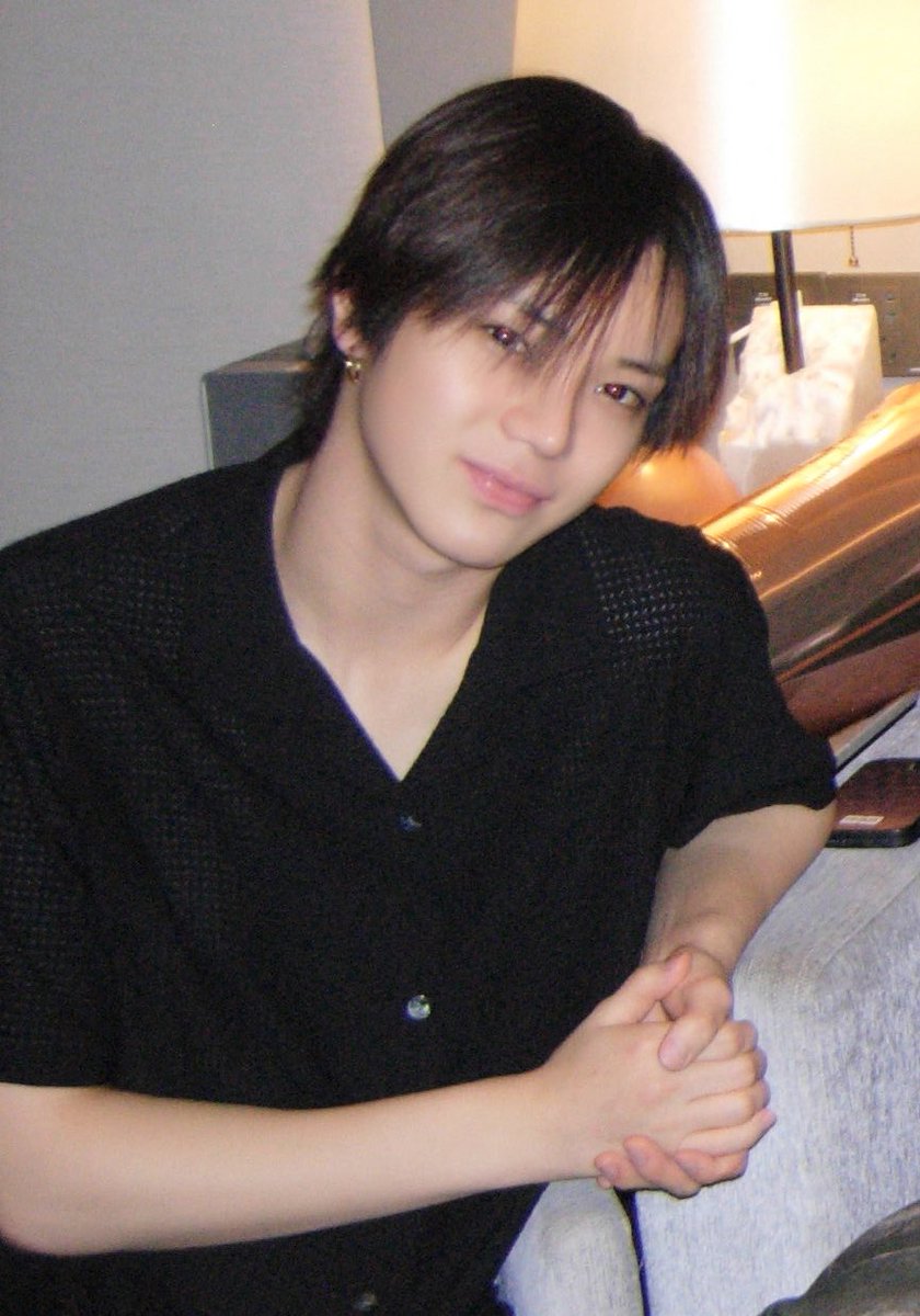 im in love with this pic……. kwon ohyul..…..