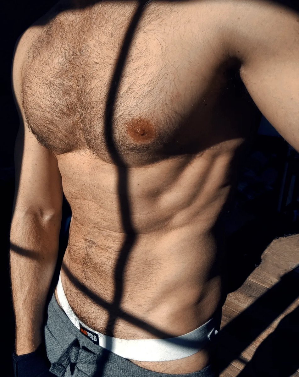 💥 Luke Fernando 💥 tweet media