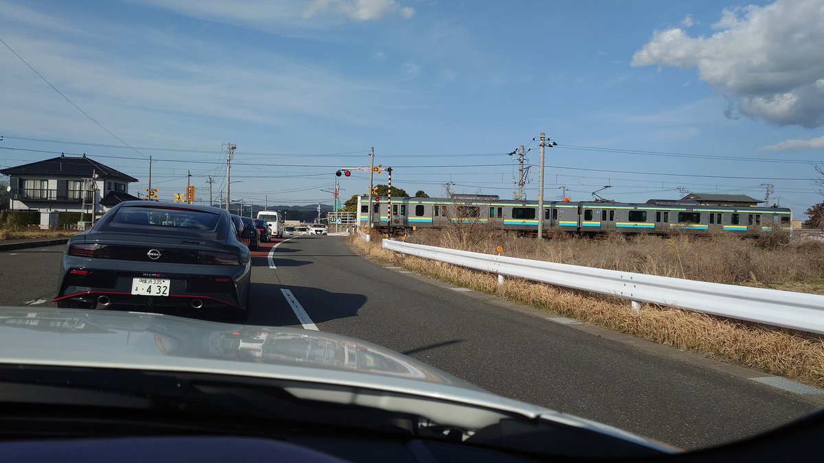 NKR300ZX's tweet photo. #Z32
@RZ34
昨日に引続きいちご狩りツーリング。今日はいちご狩りからの茨城空港、昨日はRZ34で300km今日はZ32で300km、2日間で600kmFairladyは運転が楽しいし、朝起きるの辛くないですね!子供の遠足か（笑） https://t.co/WGDg3G6mAK