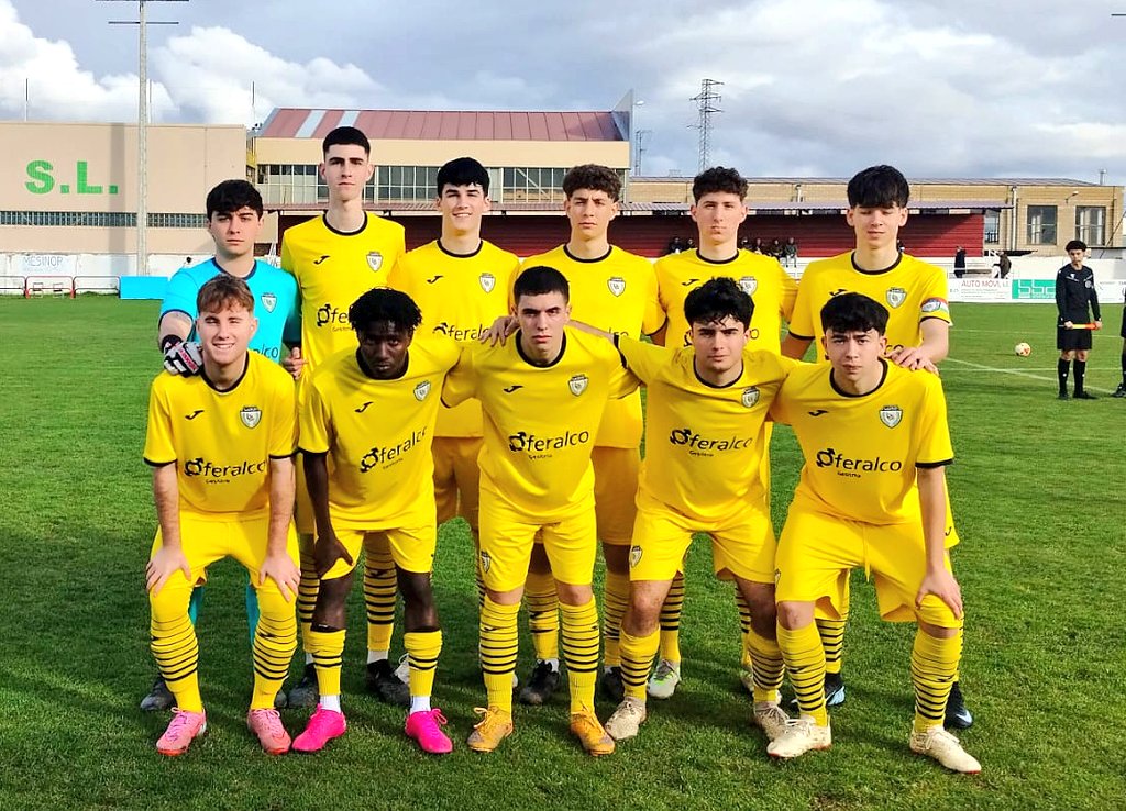 AD Laurus tweet media