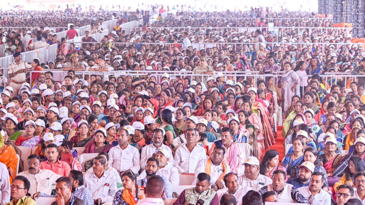 igcrcuttack's tweet image. Odisha Police ensures safe &amp;amp; smooth visit of Hon'ble CM Mohan Charan Majhi to Puri! 
✅ Anti-sabotage checks, crowd management &amp;amp; seamless traffic flow mark successful Subhadra Shakti Mela &amp;amp; Women's Day celebrations #OdishaPolice #Puri #Security
@odisha_police @DGPOdisha